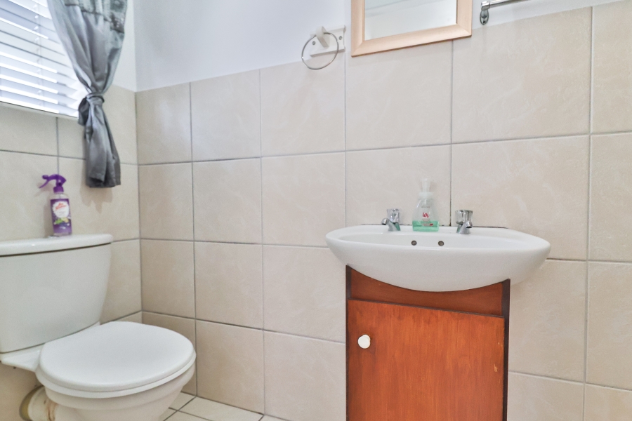 3 Bedroom Property for Sale in Caledon Western Cape